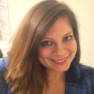 Meet your Posher, Desiree